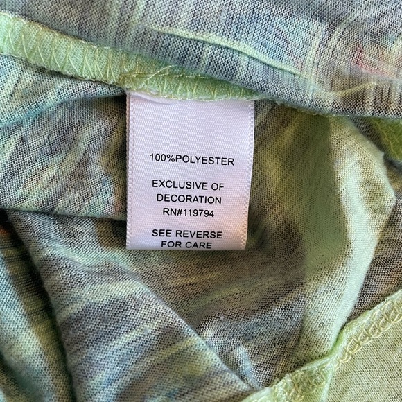 Apt. 9 v-neck embroidered tie dye short sleeve blouse size medium - Picture 7 of 7